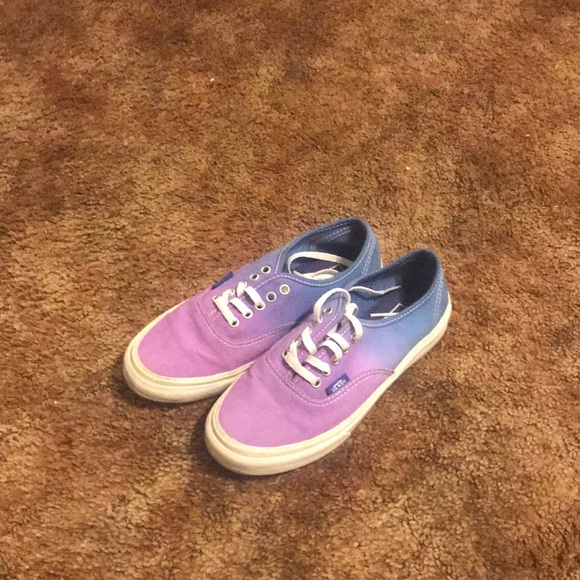 vans two colors